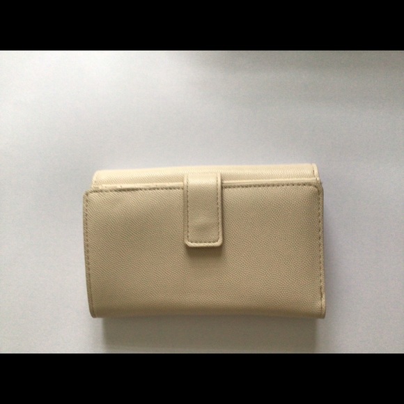 Carpisa Vegan Wallet New - Picture 3 of 4